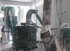 筛分膨润土现场,要求90%物料过筛